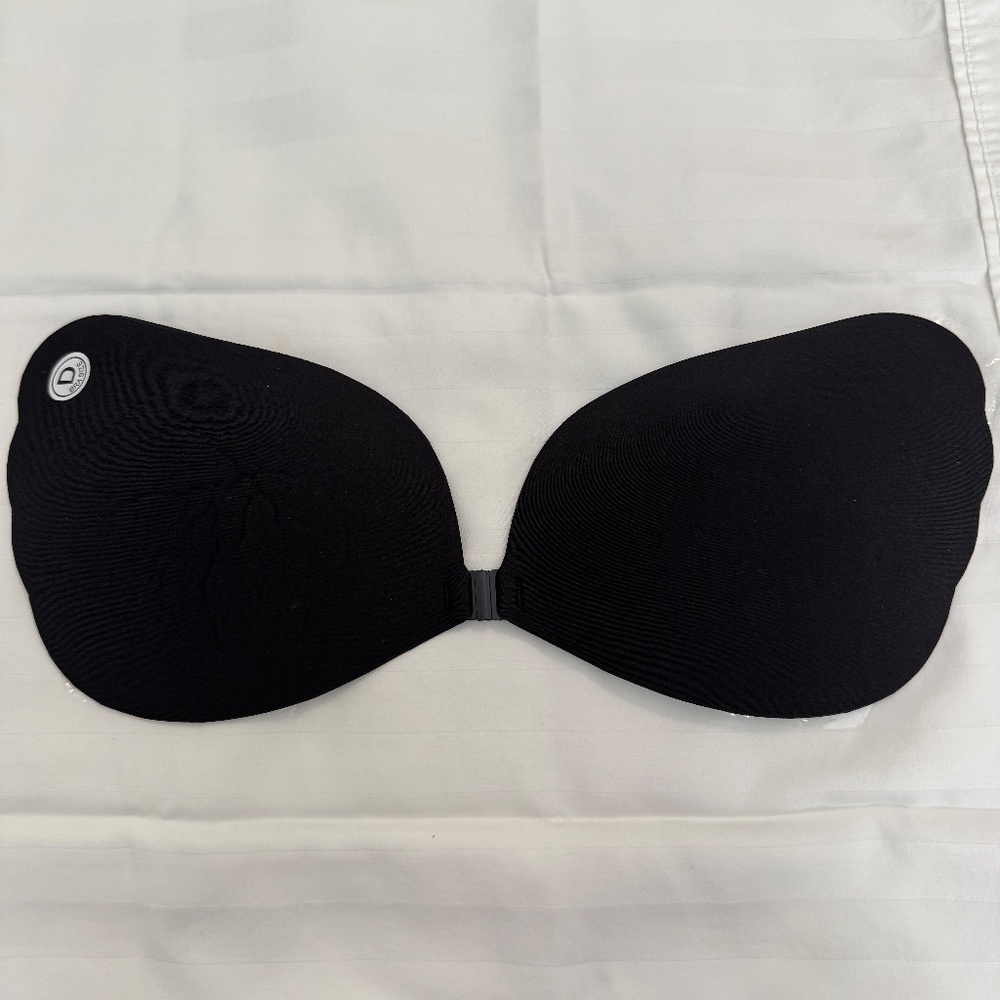 Gustave BK255B Thickening Bra Black D cup